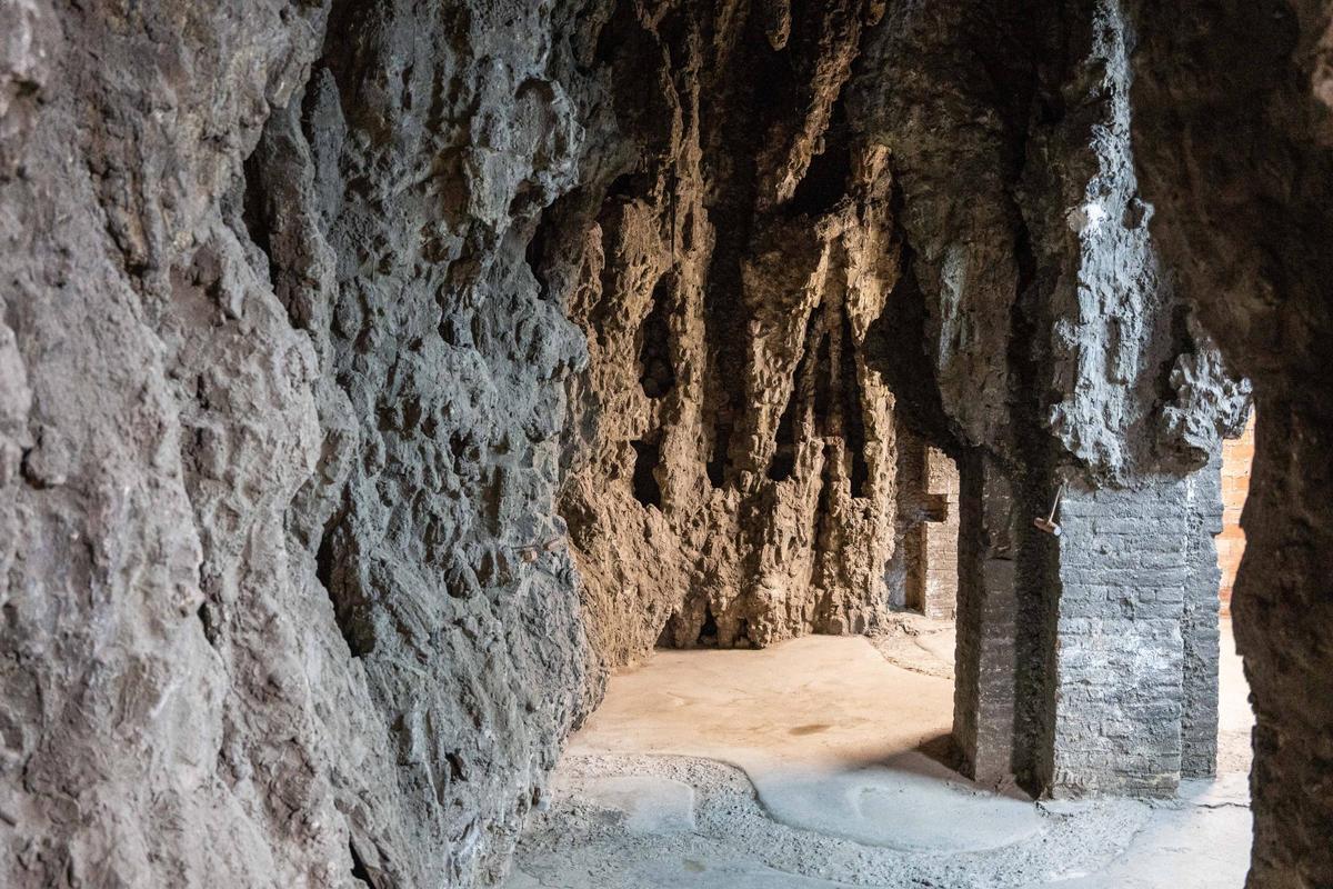 Visita al interior secreto de la cascada de la Ciutadella