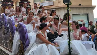Las fiestas de Calp llegan a su fin con la gran cabalgata humorística