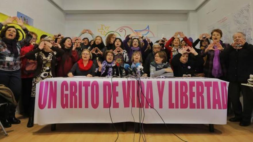 Colectivos feministas piden en València frenar a quienes apoyan a los violentos