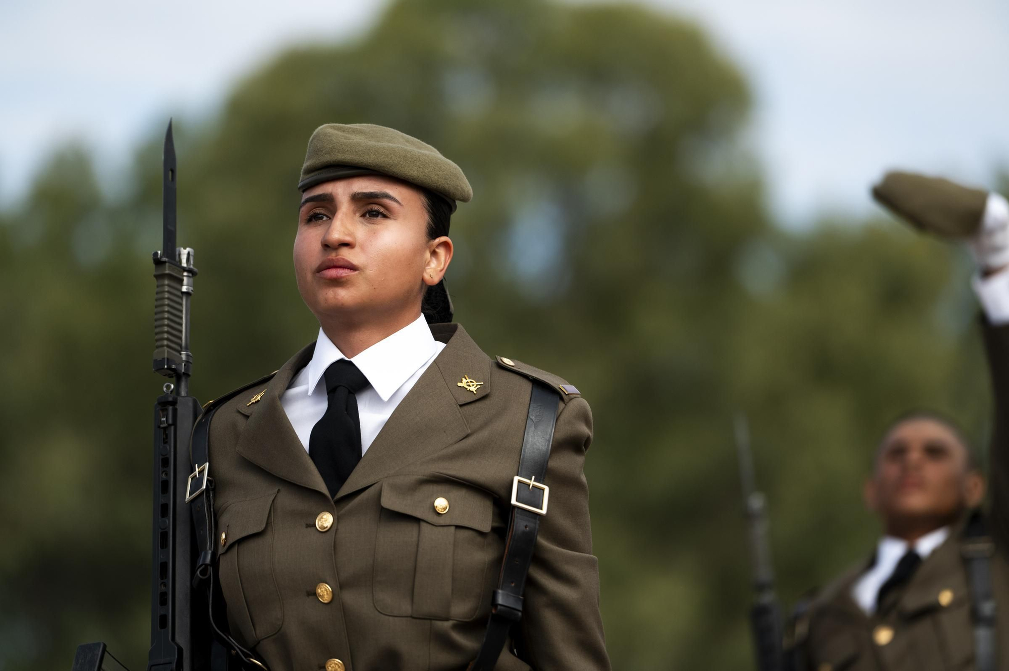 EN IMÁGENES | Multitudinaria jura de bandera en Cáceres con récord de mujeres soldado