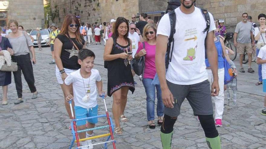 Stany Coppet es actor y presentador. Saltó a la fama gracias al personaje de Khaled de la serie El Príncipe.