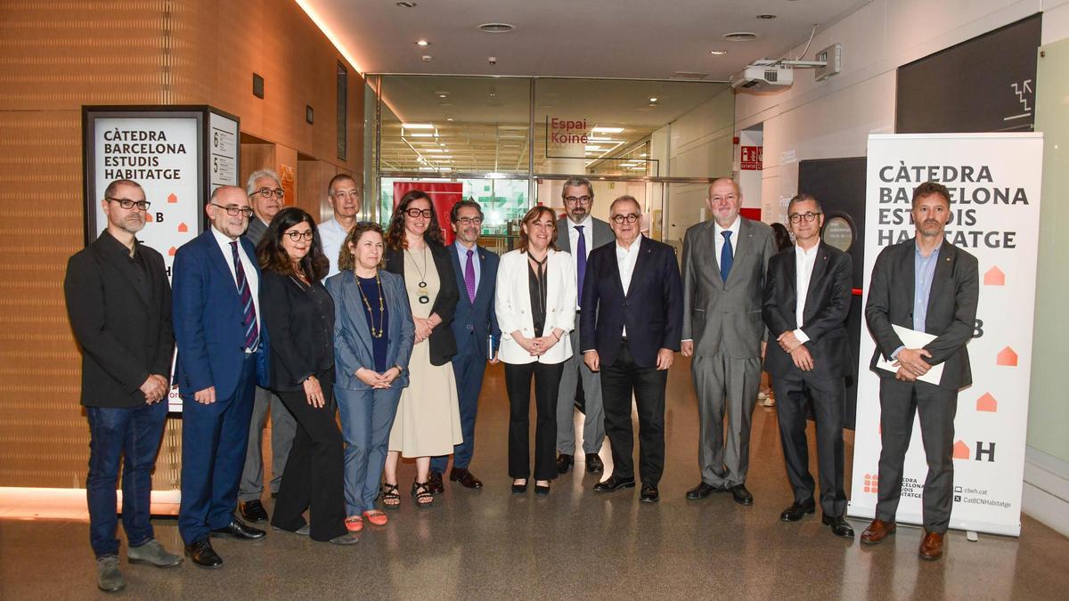 La consellera de Territorio, Vivienda y Transición Ecológica de la Generalitat, Sílvia Paneque, ha explicado que la convocatoria para las ayudas al alquiler para jóvenes, con un presupuesto de 13,4 millones de euros, se abrirá en julio.