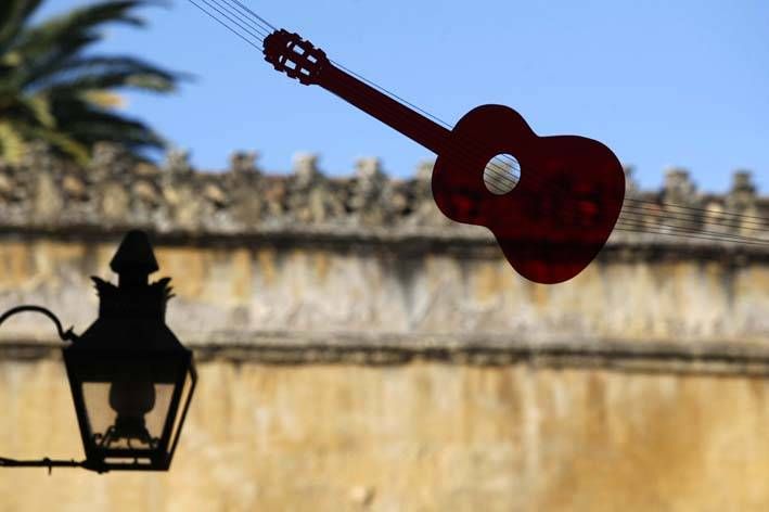 20 Guitarras surcan el cielo de Córdoba