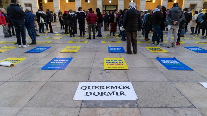 El Síndic de Greuges urge al bipartito a tomar medidas sin más demora contra el ruido en el Casco Antiguo de Alicante