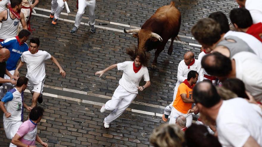 Dos valencianos corneados en los Sanfermines