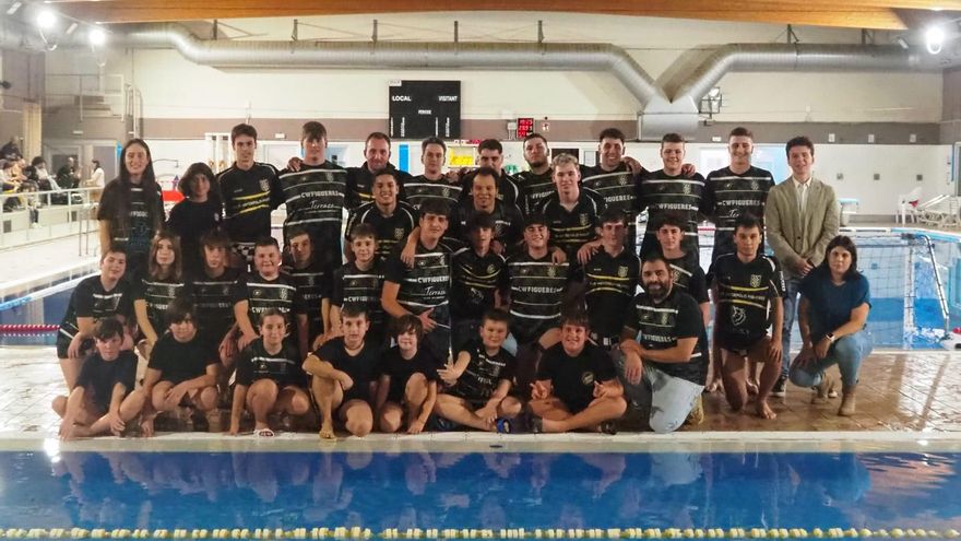 El Club Waterpolo Figueres celebra la presentació amb una victòria d&#039;èpica