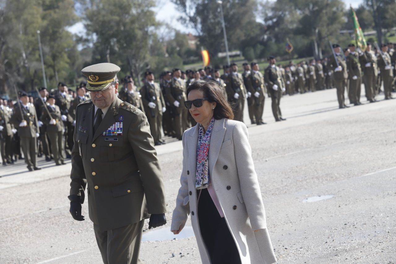 El nuevo general jefe de la BRI X toma posesión ante la ministra