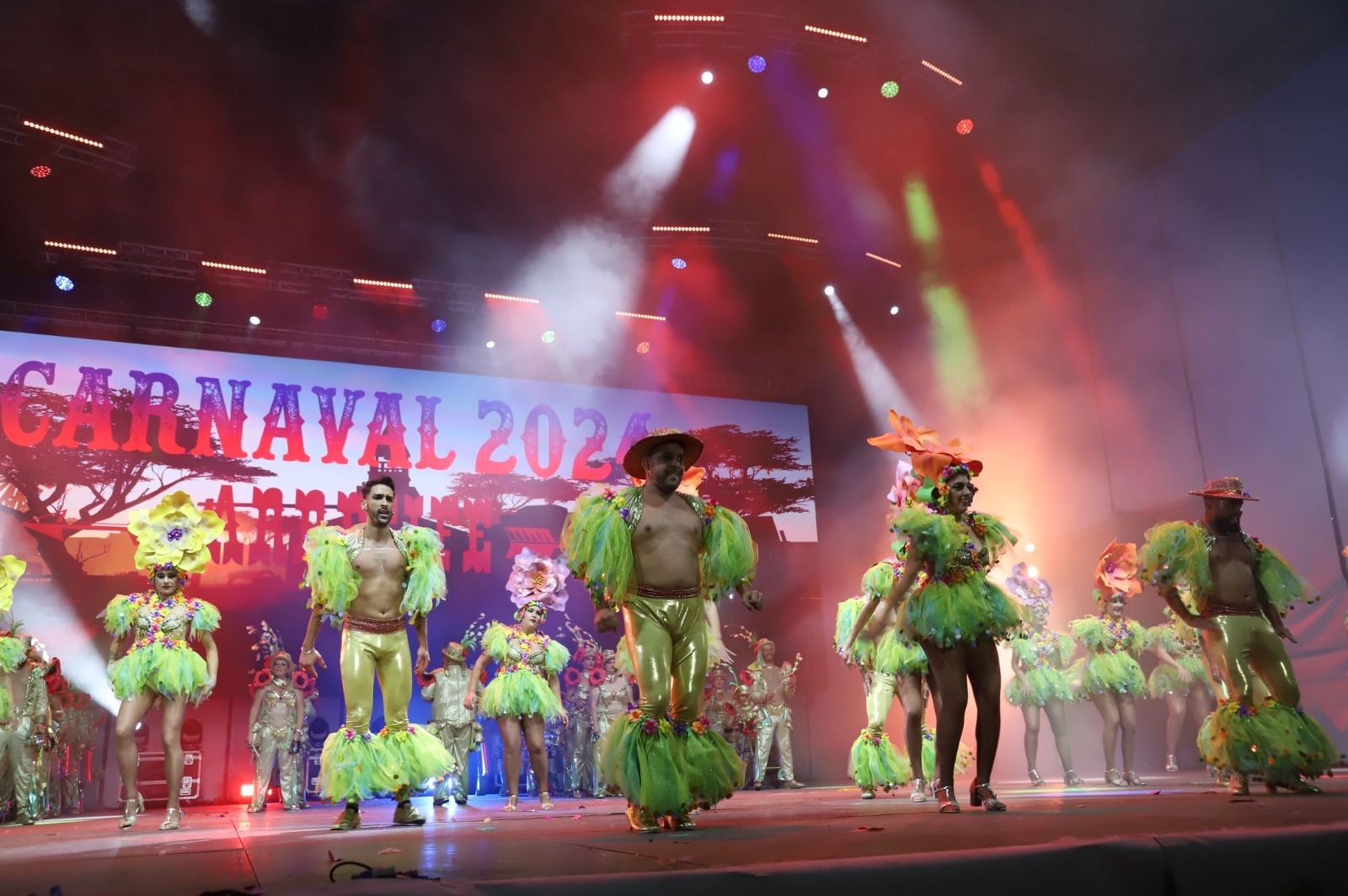 Exhibición de comparsas en el Carnaval de Arrecife
