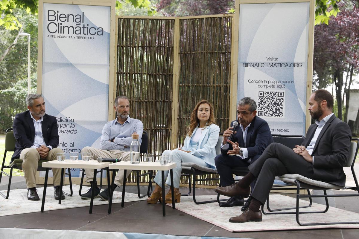 Por la izquierda; Víctor Martínez, Ricardo Rodríguez, Lucía Álvarez, Sergio Martínez y Diego Crescente.
