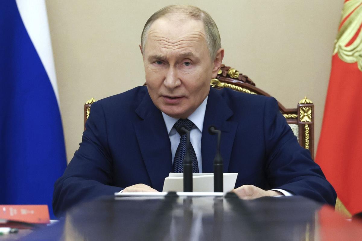 El presidente ruso, Vladímir Putin, preside una reunión del Consejo de Seguridad en el Kremlin, en Moscú, Rusia, el lunes 22 de septiembre de 2025.
