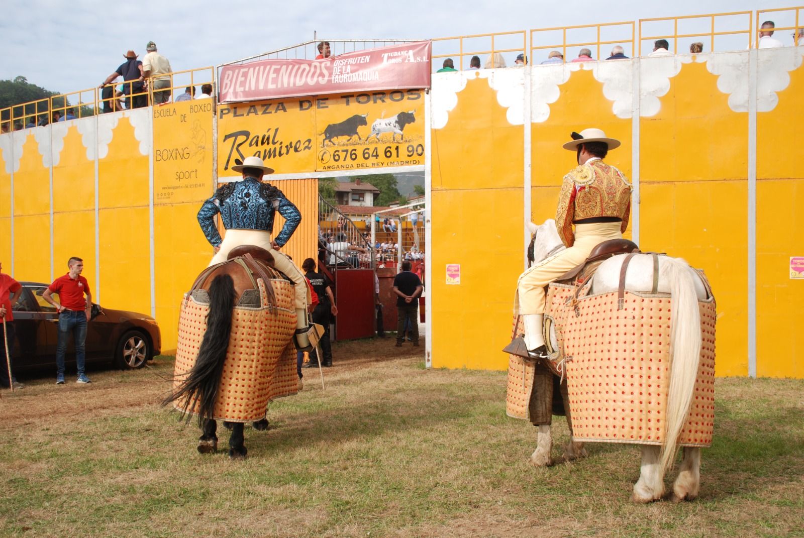 En imágenes: Benia de Onís acoge la primera corrida de toros en Asturias tras el cierre de El Bibio