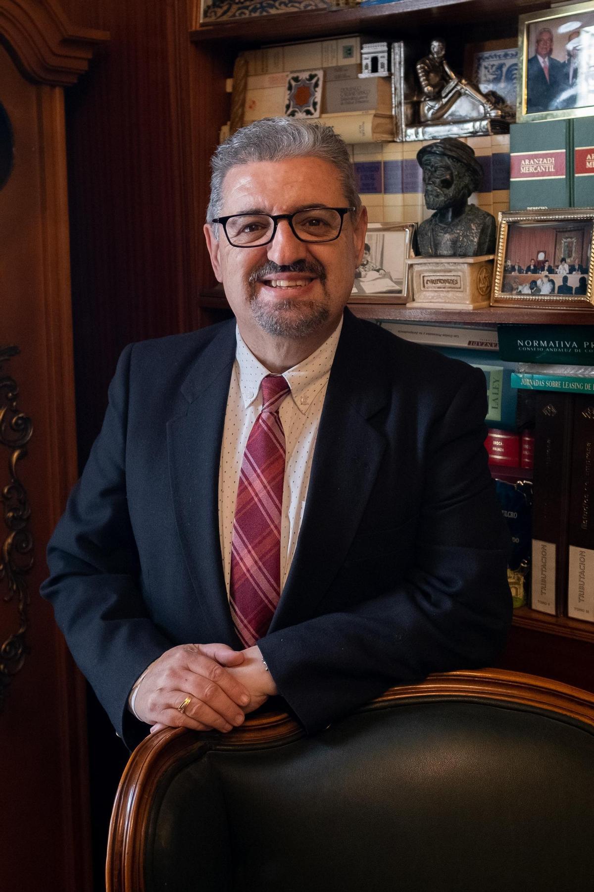 Julián Hurtado de Molina, reelegido como presidente del Instituto Andaluz de los Castillos.