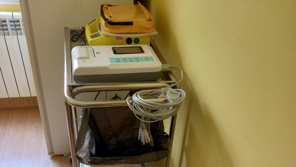 El elecrocardiógrafo adquirido por el Ayuntamiento de San Cristóbal para los profesionales sanitarios de la localidad.