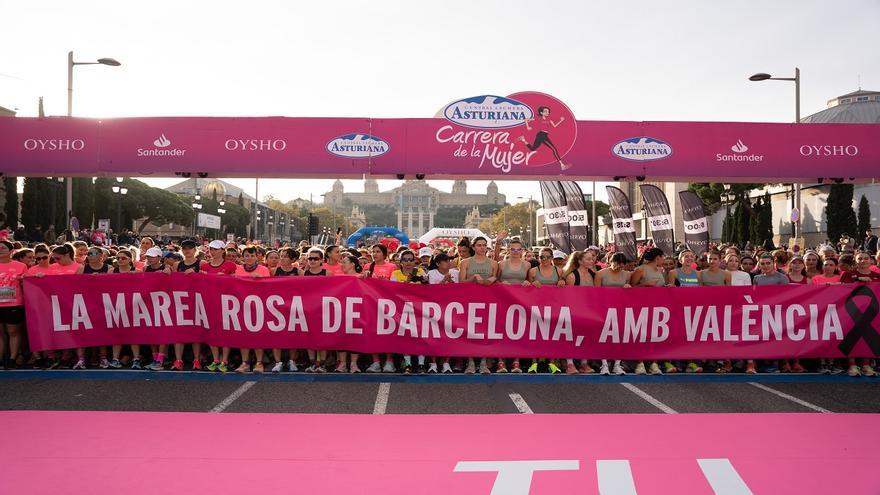 Cerca de 35.000 participantes en la Carrera de la Mujer en Barcelona, que recuerdan a las víctimas de Valencia