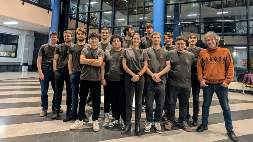 Estudiantes de IA e Informática diseñan el sistema de conducción para un monoplaza sin piloto