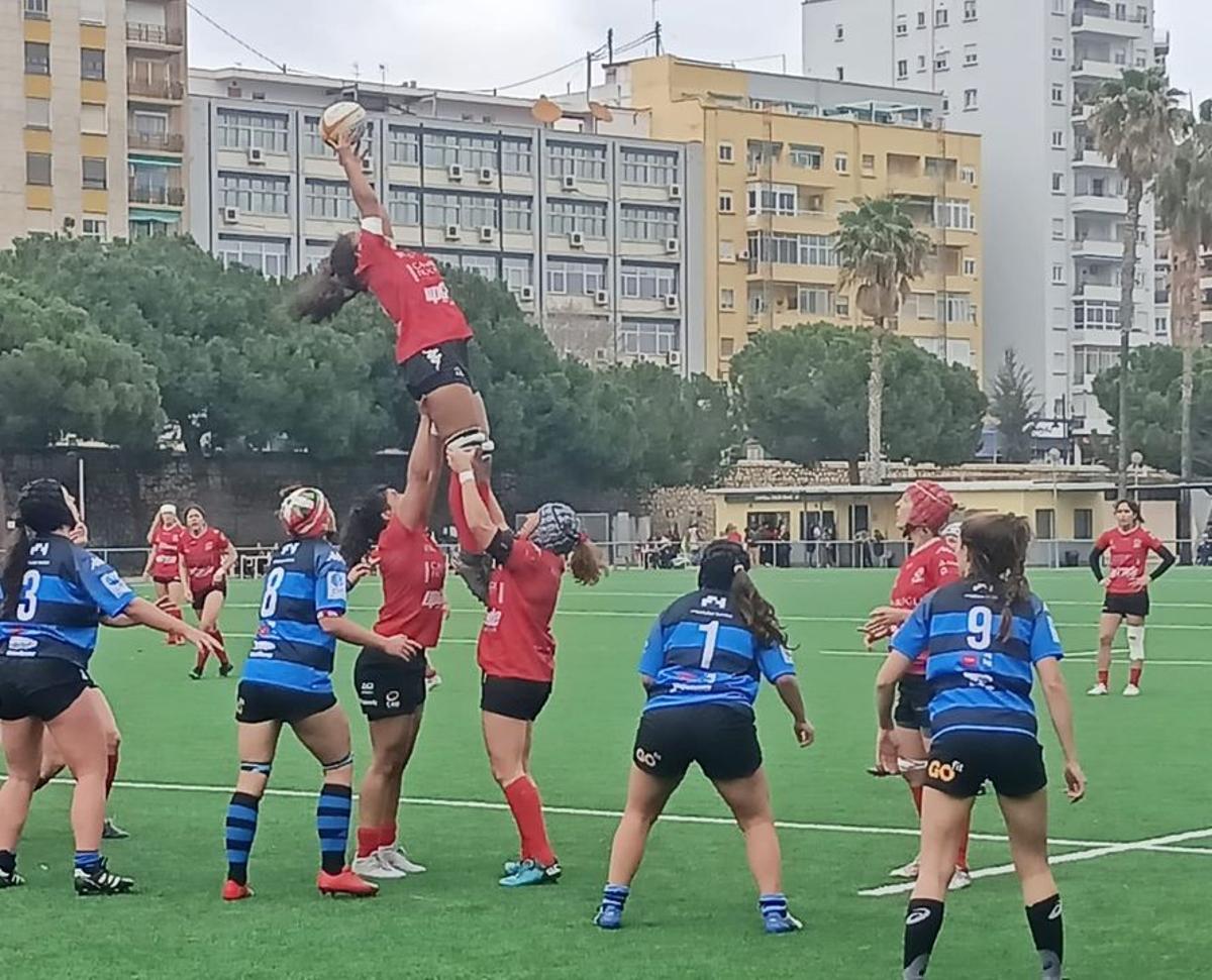 A falta de dos jornadas tres puntos separan a ambos equipos en la clasificación en favor de las madrileñas en las dos últimas posiciones de la tabla.