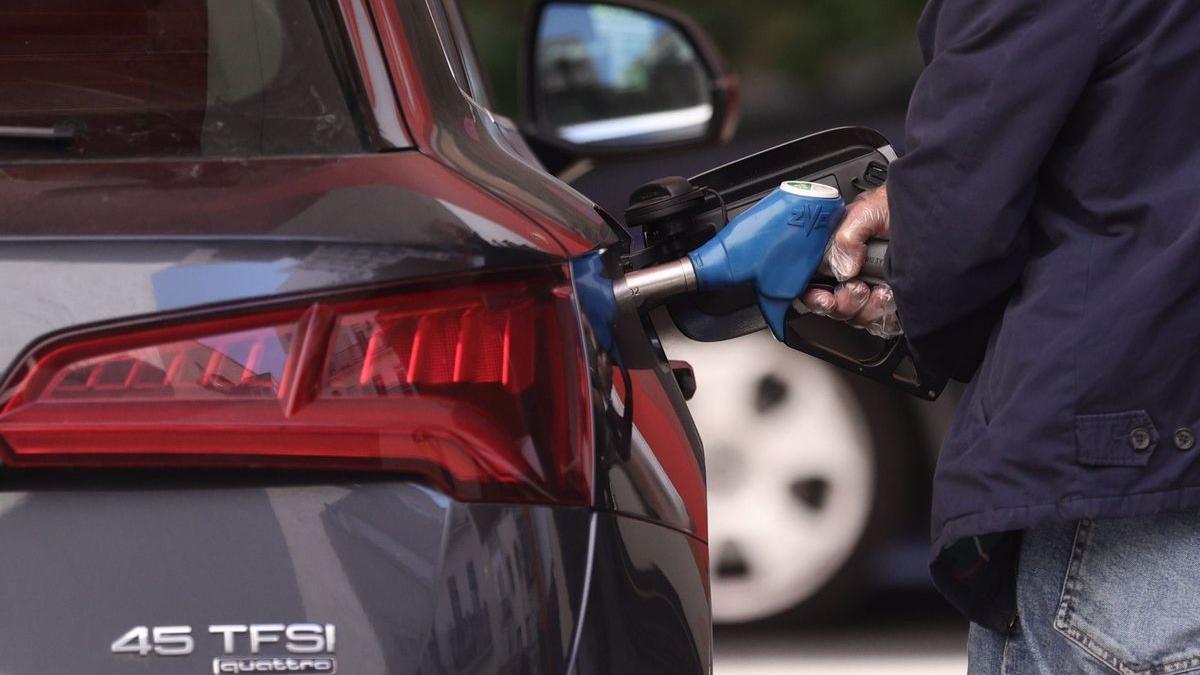 El coste de la gasolina disminuye un 0,9% en los últimos siete días