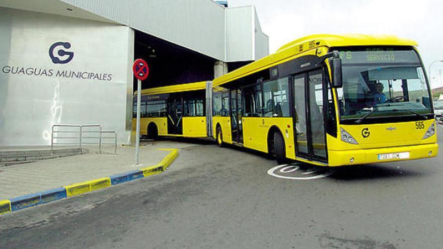 Canarias, donde más aumentan los usuarios de guaguas urbanas con un 10,9% más en julio