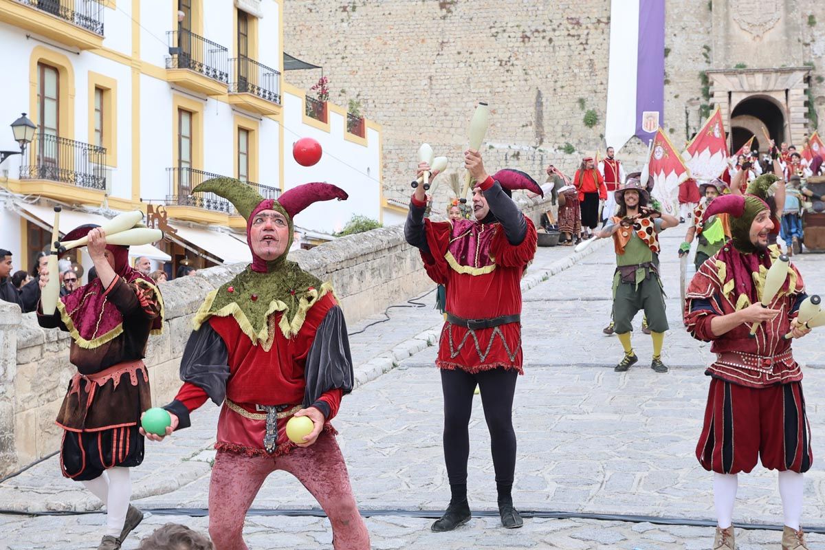 Todas las imágenes de la inauguración de la feria Eivissa Medieval