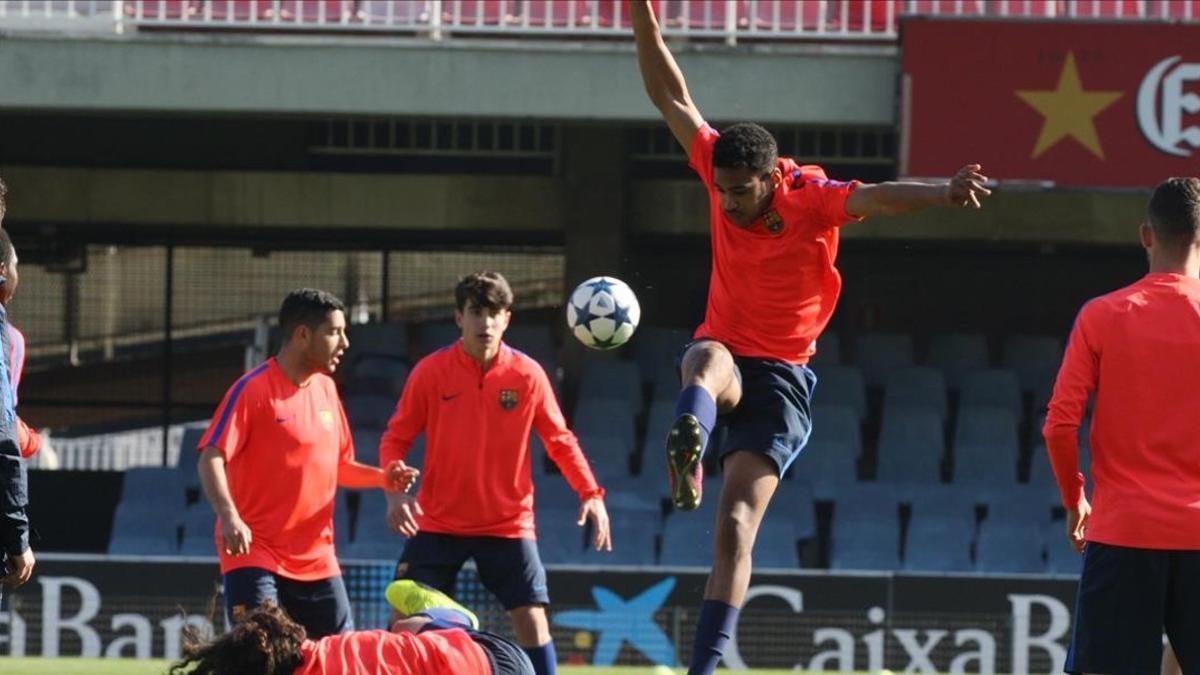 MBoula, en un entrenamiento del juvenil azulgrana.