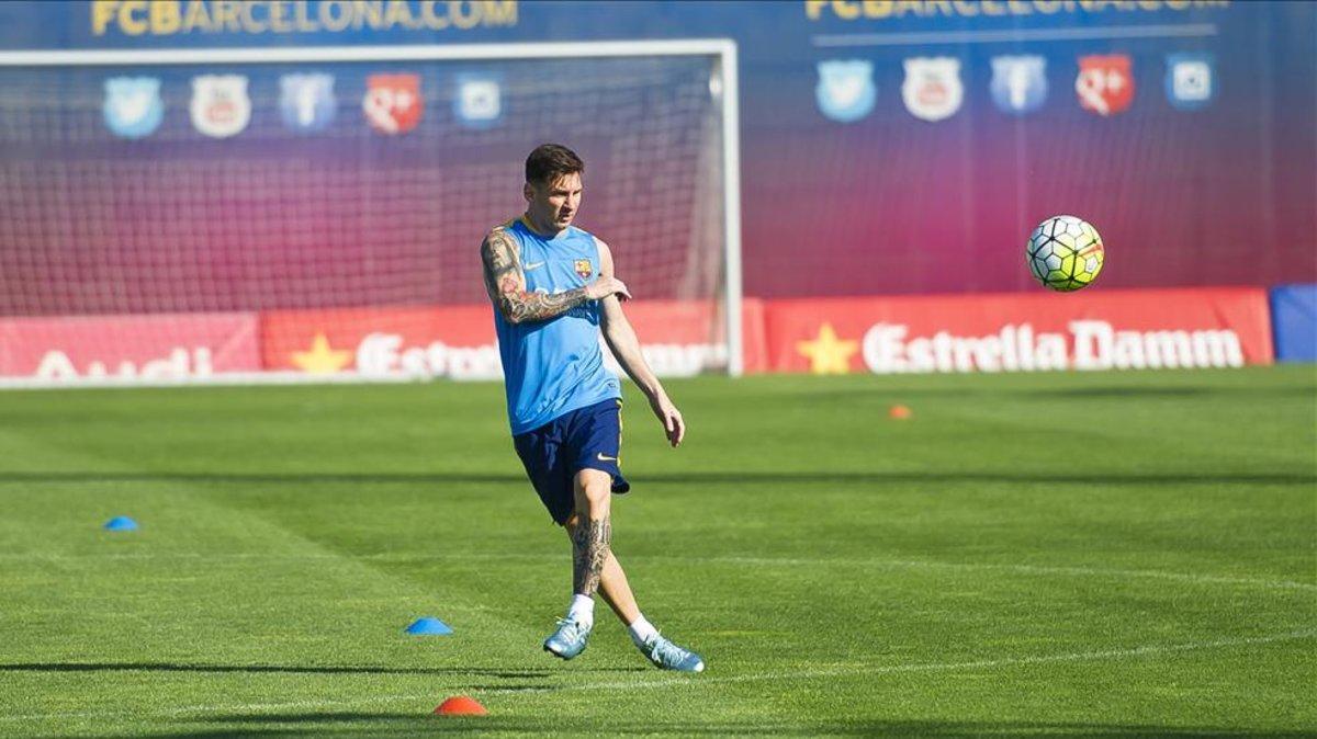 Messi, entrenando en solitario para acelerar su regreso