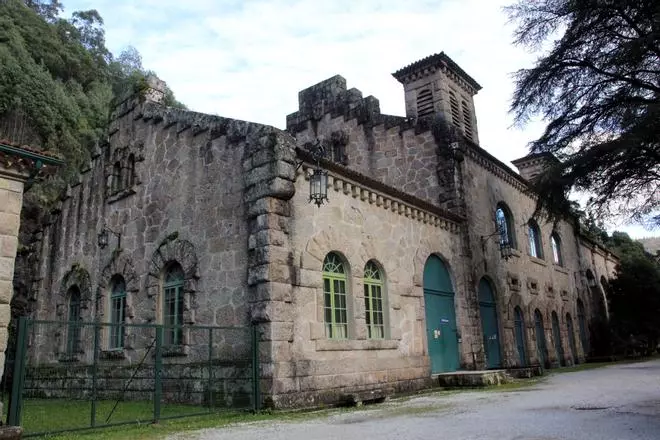 Hágase la luz... y la luz fue abandonada: tres centrales eléctricas que antaño iluminaron Galicia
