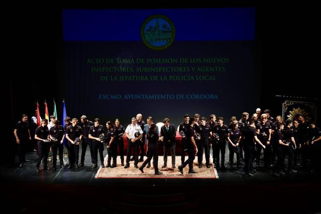 Los nuevos agentes de la Policía Local toman posesión
