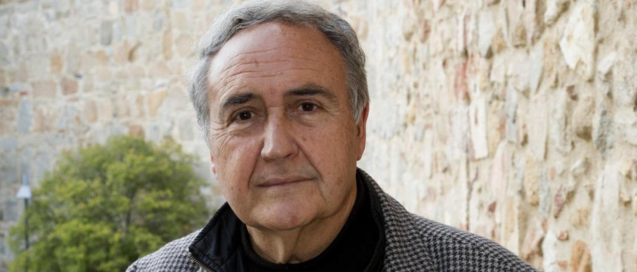 El escritor Vicente Molina Foix.
