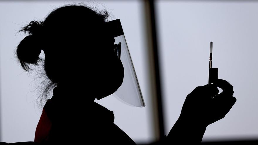 Contra el virus de la estupidez