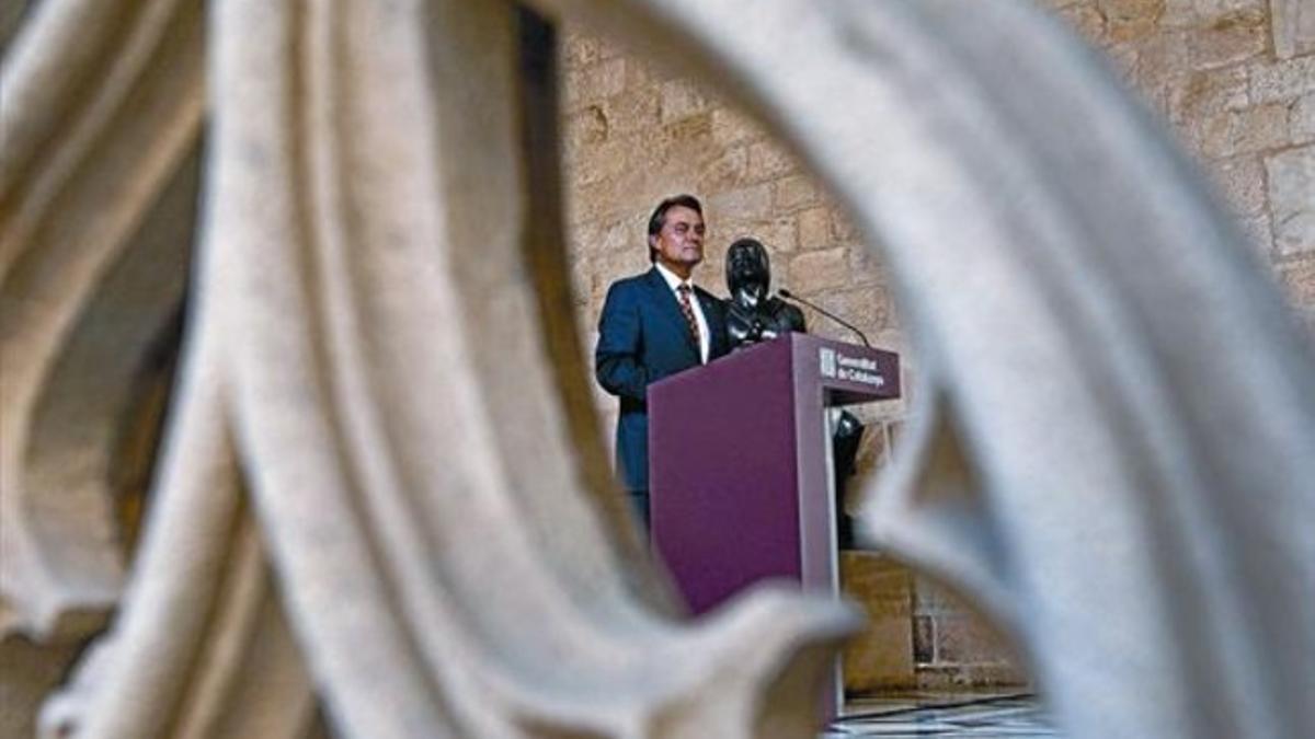 El presidente del Govern, Artur Mas, ayer, en una rueda de prensa en el Palau de la Generalitat.