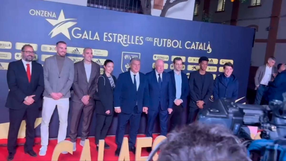 Aitana y Balde, en la Gala Estrelles de la Federació Catalana de Fútbol