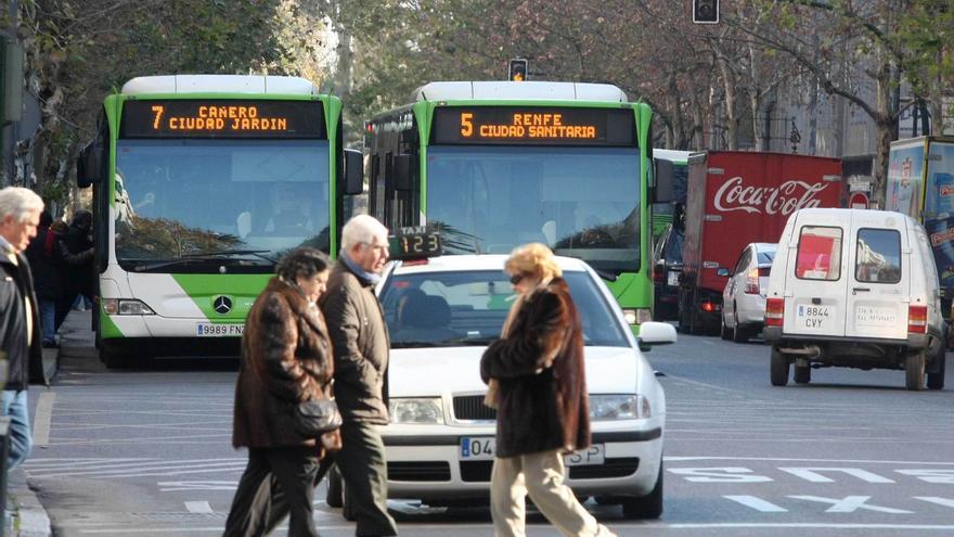 Los cambios en el horario de los autobuses de Aucorsa para Nochebuena y Nochevieja