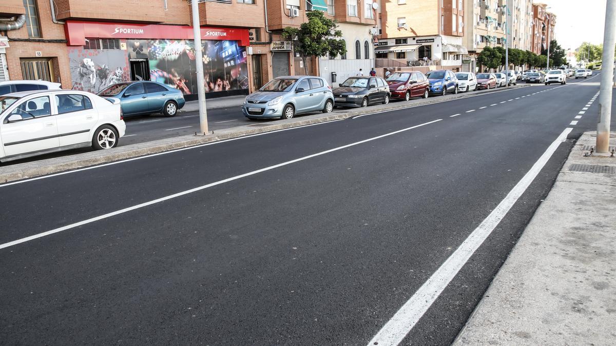 La avenida de la Constitución, en Aldea Moret.