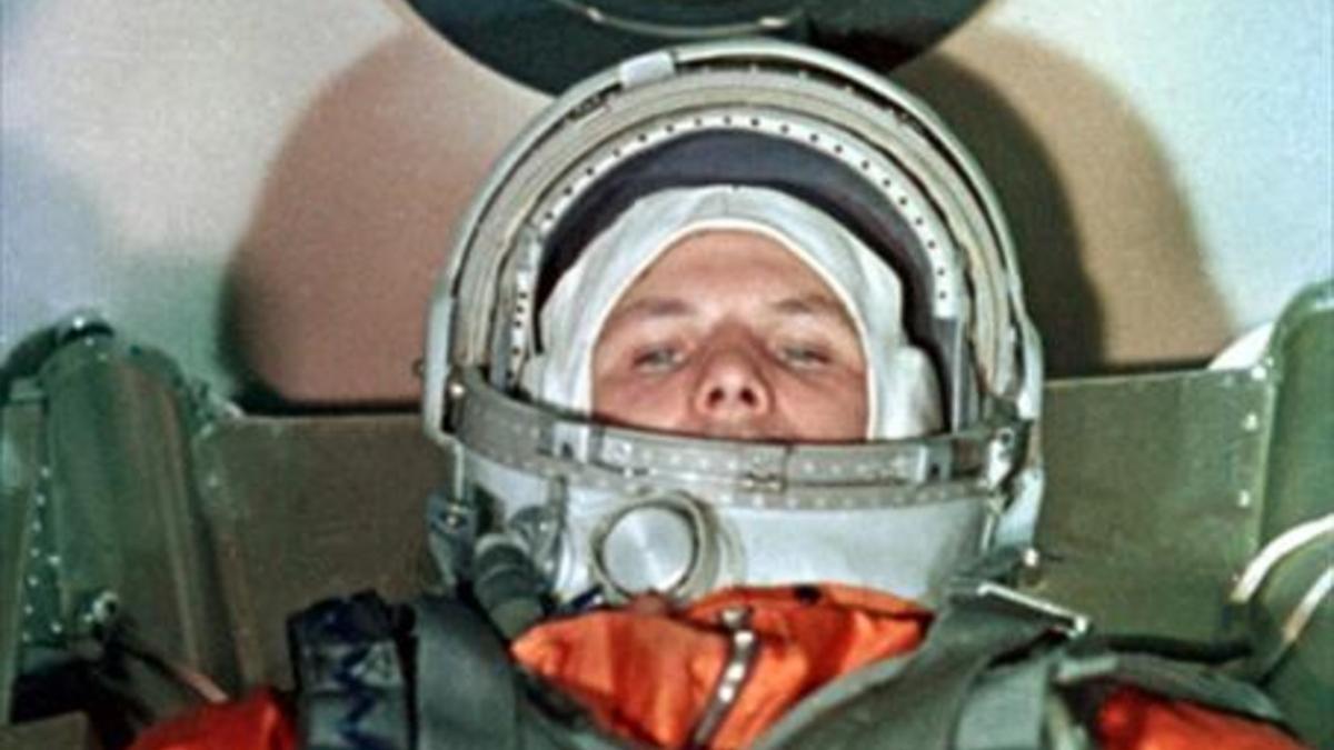 Despegue histórico 8Yuri Gagarin, en la nave 'Vostok', momentos antes de iniciar el primer vuelo espacial pilotado, el 12 de abril de 1961.