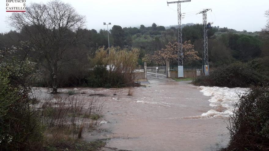 Cortadas carreteras y alerta por fuertes lluvias en Castellón
