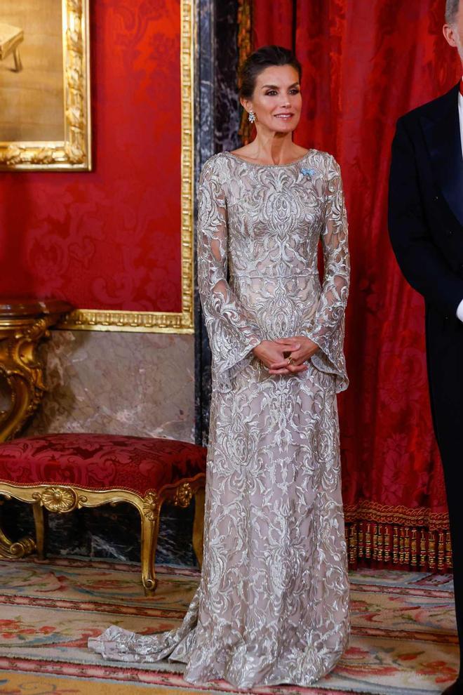 La reina Letizia en la cena de gala al jeque Tamim bin Hamad Al Thani, emir del Estado de Catar