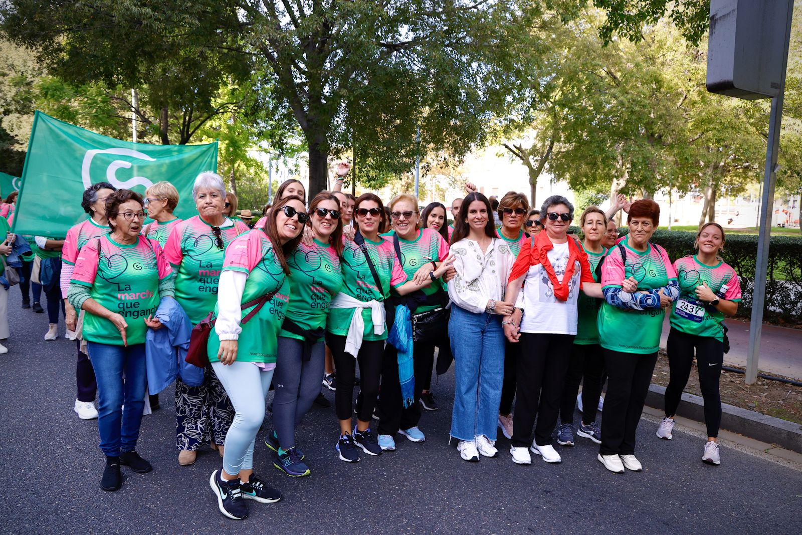 Marea verde contra el cáncer de mama