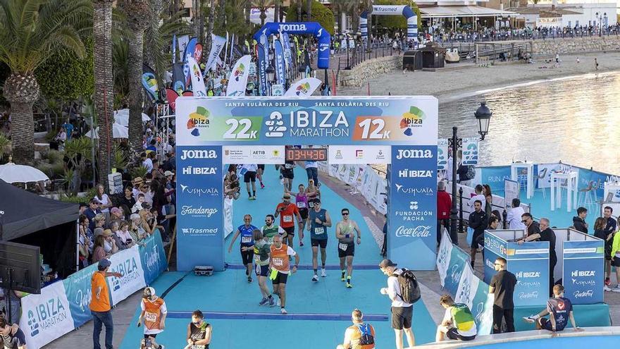 La Santa Eulària Ibiza Marathon, con más de 4.000 inscritos, quiere superar todos los récords