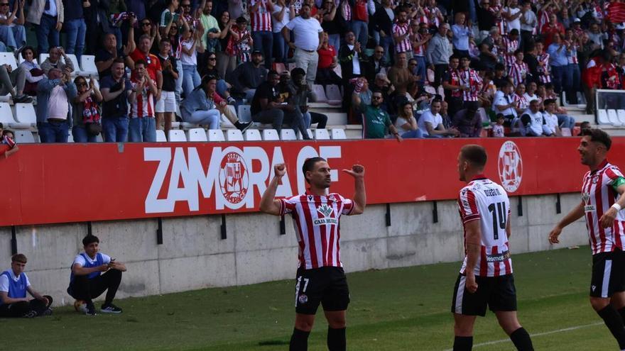Kike Márquez, jugador del Zamora CF: "No se puede bajar el listón porque pasan estas cosas"
