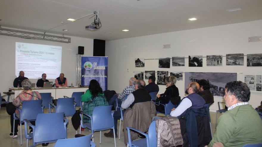 Reunión de la plataforma Eje Sanabria para presentar el calendario de actividades para 2024. | A. S.