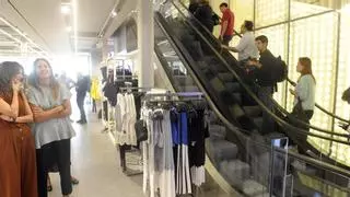 Zara vuelve loca a A Coruña con una colección exclusiva de San Juan: solo a la venta en la calle Compostela