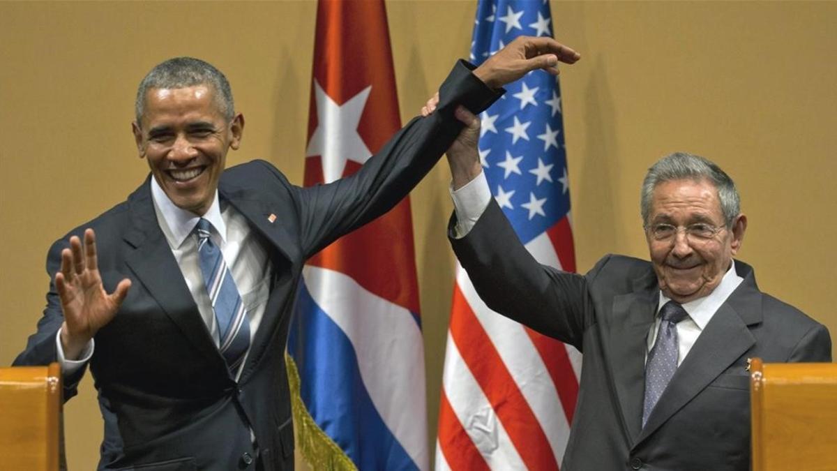 El presidente cubano, Raúl Castro, con su homólogo estadounidense, Barack Obama, el pasado mes de marzo en La Habana.