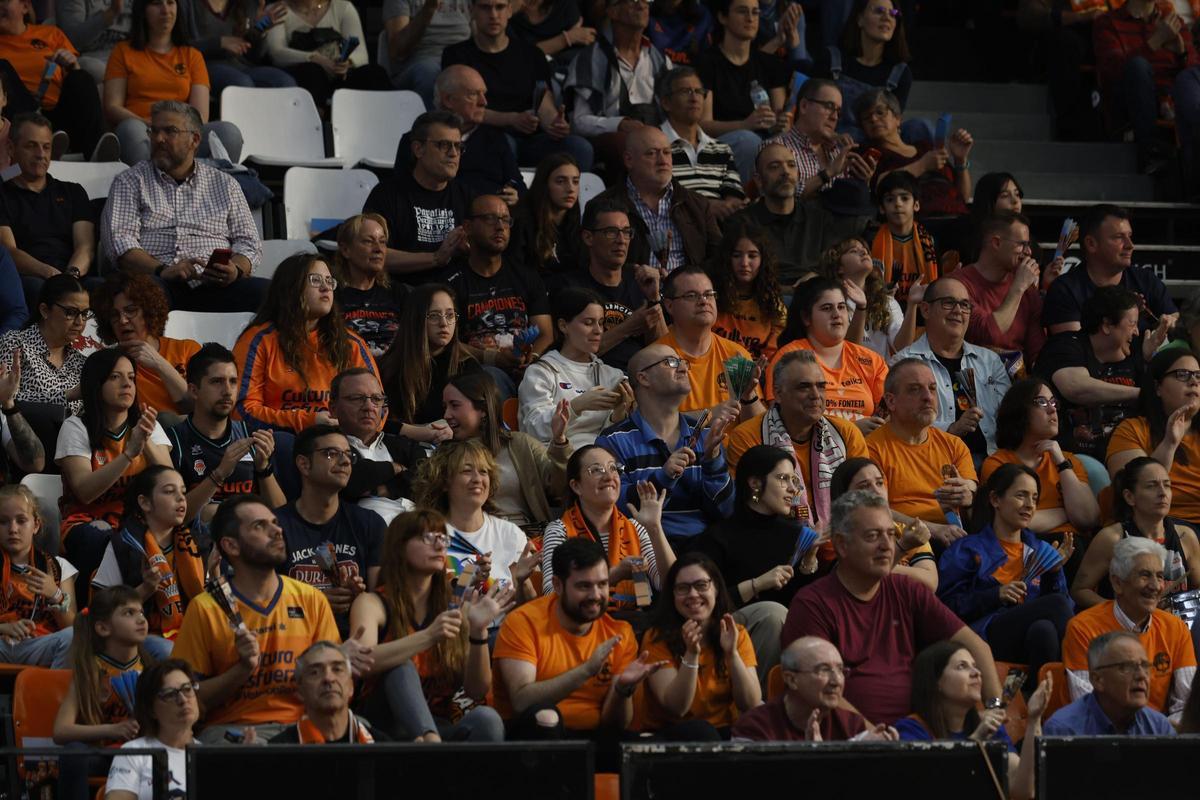 Valencia BC - Spar Gran Canaria de Liga Femenina Endesa de baloncesto Valencia BC - Spar Gran Canaria de Liga Femenina Endesa de baloncesto