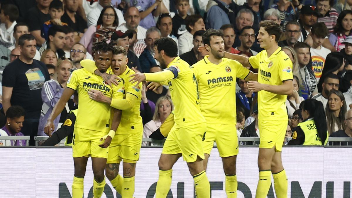 Chukwueze celebra uno de los goles del Villarreal