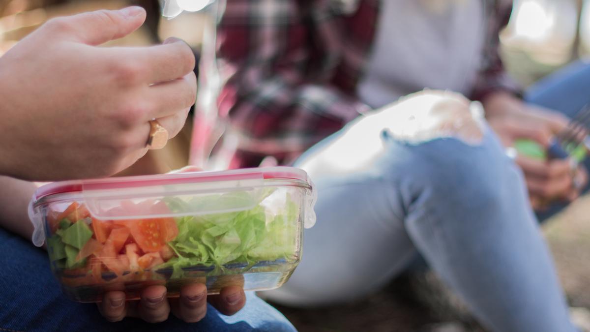 Tupper saludable para comer en el trabajo - Paso de Dietas