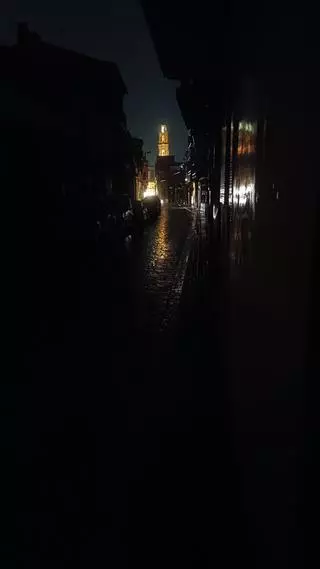 Las deficiencias en el alumbrado de Alginet dejan sin luz el campanario y provocan quejas en más de veinte calles