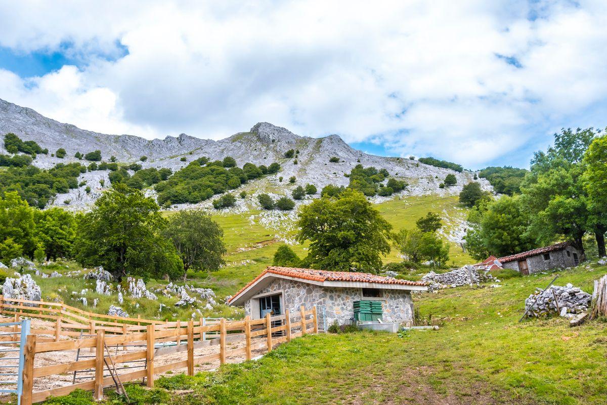 Ascenso al Monte Aikorri