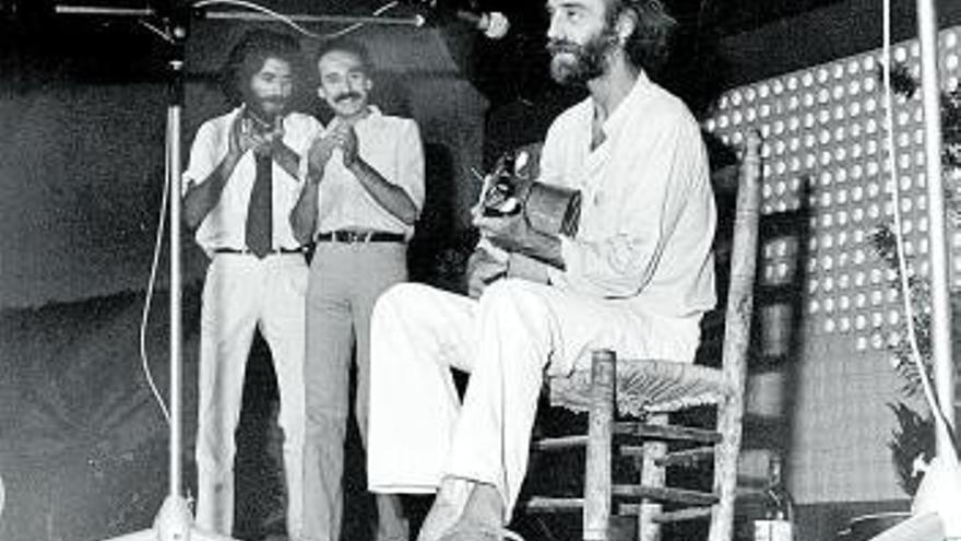 Sabina, Alberto Pérez y Javier Krahe en Málaga, en 1981
