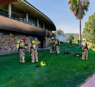 A un año del incendio en el club de golf de Cáceres: una batería originó el fuego