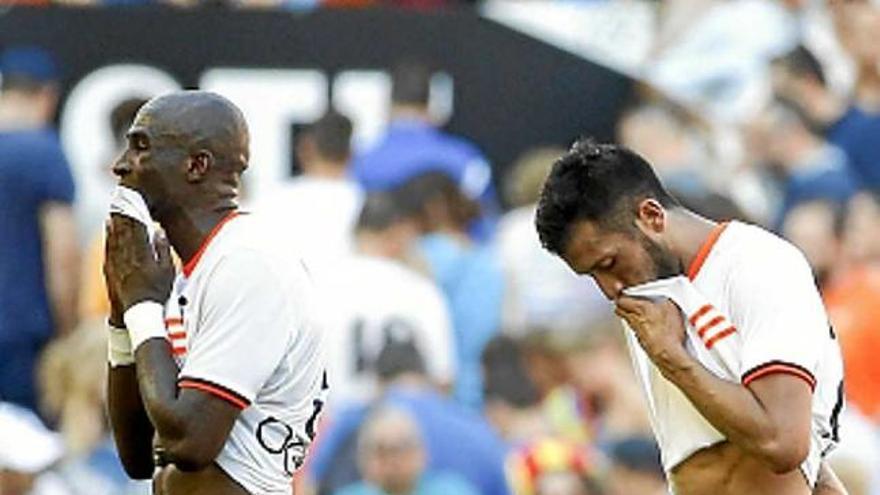 Mangala i Garay, consternats